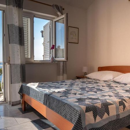 Apartments Lastovo Silic Екстер'єр фото