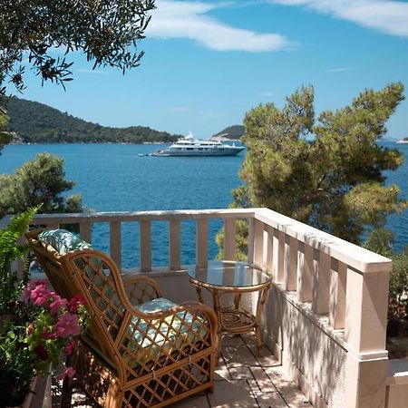 Apartments Lastovo Silic Екстер'єр фото