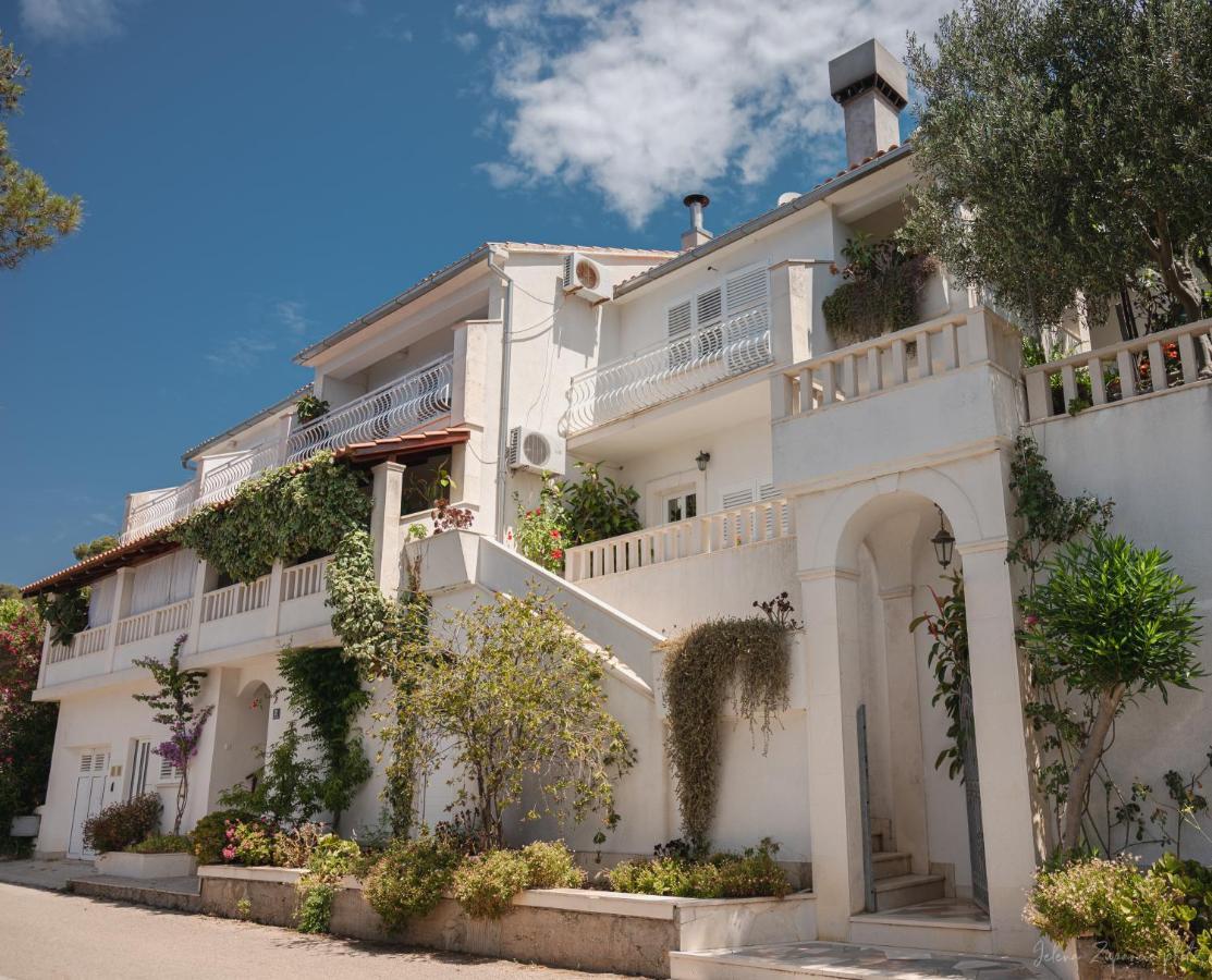 Apartments Lastovo Silic Екстер'єр фото