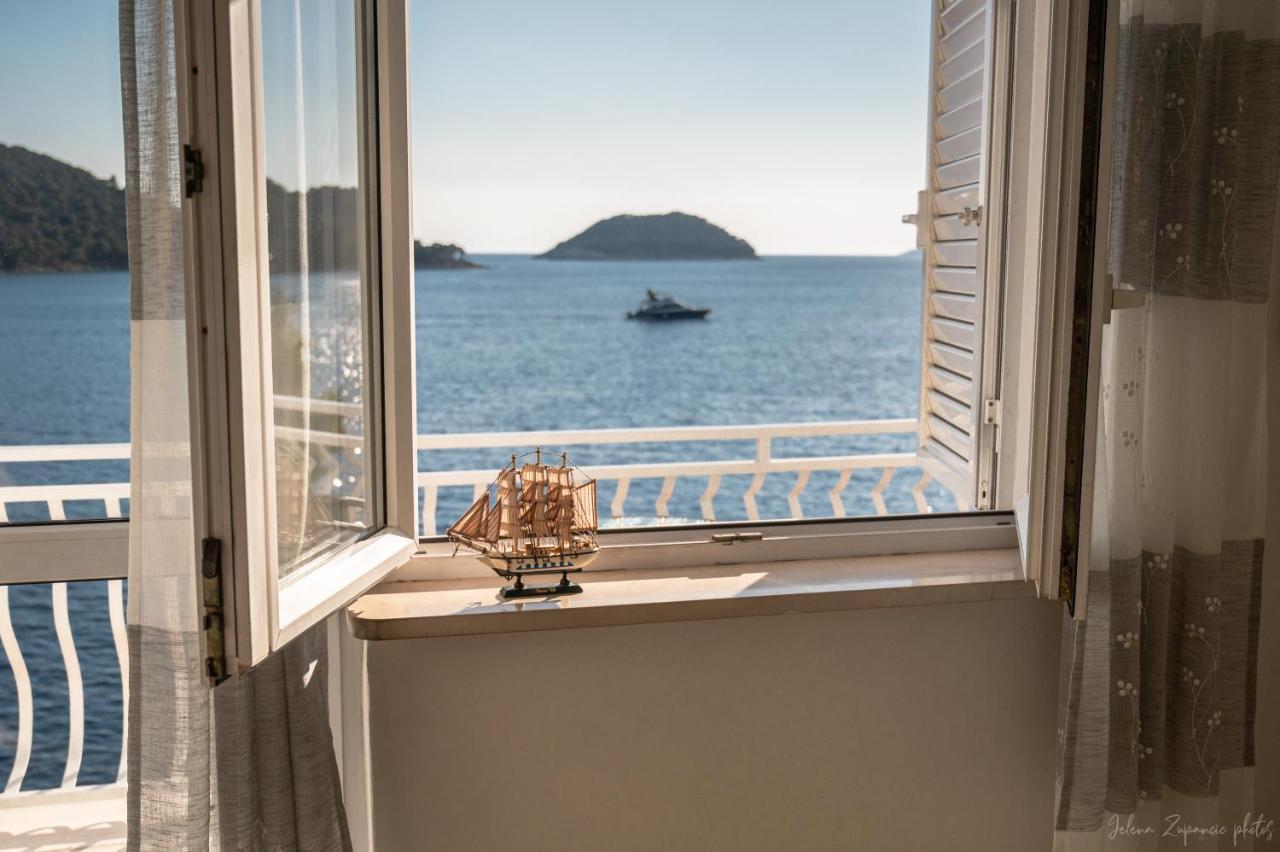Apartments Lastovo Silic Екстер'єр фото